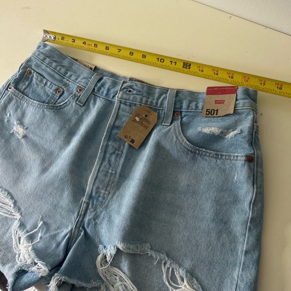Levi's Light Blue Distressed Denim Cutoff Shorts - Women Size 34 - Picture 13 of 16